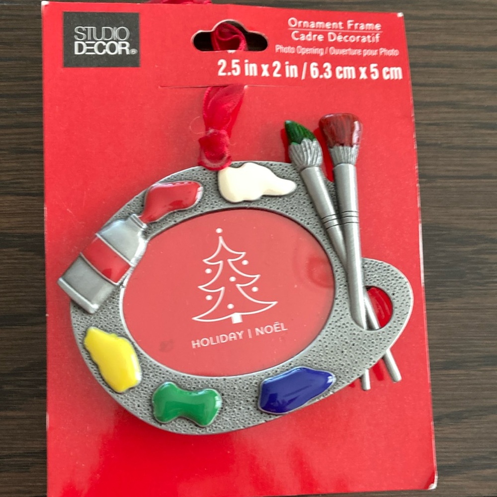 New studio decor ornament frame